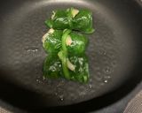 残った餃子の具でほうれん草巻き作り方3写真