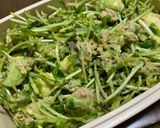 混ぜるだけ！豆苗ツナアボ和え作り方4写真