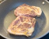 厚切りポークの醤油麹ジンジャーステーキ作り方6写真