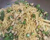 ニラと豚肉の焼きそば作り方5写真