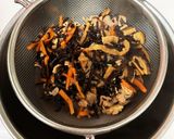 身体に優しい★ひじきと豚肉の炊き込みご飯作り方7写真