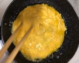 とろーりチーズのミートオムレツ作り方5写真
