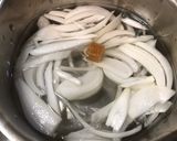 玉ねぎ入り卵スープ作り方1写真