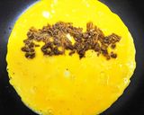 【常備菜アレンジ】牛肉の甘辛煮で卵焼き作り方3写真