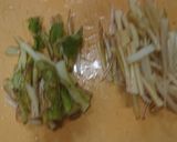 調味料2つだけ!うどの皮のきんぴら作り方1写真