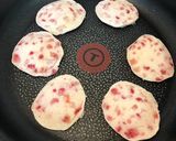 離乳食後期★苺とヨーグルトのパンケーキ作り方4写真