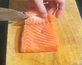 【母の日】サーモンカーネーションユッケ風作り方1写真