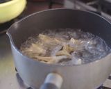 白きくらげと鶏ひきのふかひれ風スープ作り方1写真