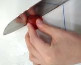 いろいろ使える！ミニトマトの蝶切り作り方1写真