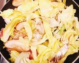 簡単♡豚肉と春キャベツの塩昆布焼きそば作り方5写真
