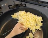 オットのキッチン ～カップ麺チャーハン～作り方7写真