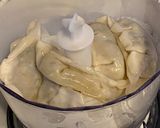 余った餃子で肉味噌豆腐作り方1写真