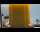 材料2つ♪オレンジマンゴースムージー作り方3写真