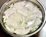 簡単！新玉ねぎと水菜のさっぱりサラダ作り方1写真