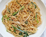 節約レシピ！鶏皮とニラのソース焼きそば作り方6写真