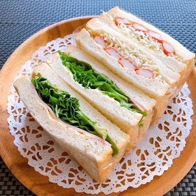 簡単・ヘルシー☆ハムレタスサンド by とまぷり☆ 【クックパッド