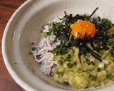 まるでネギトロ！＊アボカドしらす丼＊作り方5写真
