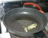 うちの定番☆ぺペロンチーノ作り方1写真