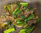 牛肉と菜の花のオイスターソース炒め作り方3写真