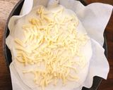 手作りピザ！餃子の皮で！簡単だょ！作り方3写真
