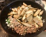 材料少なめ！豚ひき肉とゴボウのカレー炒め作り方3写真