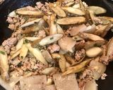 材料少なめ！豚ひき肉とゴボウのカレー炒め作り方4写真