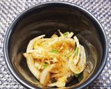 簡単☆新玉ねぎの青じそ梅昆布茶あえ☆作り方7写真