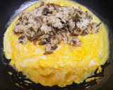 残りご飯で！きのこたっぷり和風オムライス作り方4写真