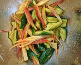 とっても簡単！きゅうりと茗荷の中華和え物作り方3写真