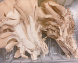 イタリア風！舞茸と砂肝のケチャップ炒め作り方1写真