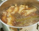 鶏手羽元と茹で卵の照り煮作り方6写真