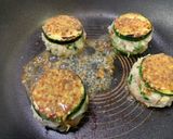 余った餃子の具で＊ズッキーニの挟み焼き＊作り方5写真