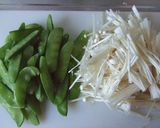 きぬさやとえのきの卵とじ作り方1写真