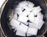 うちの味噌汁　焼き油揚げ＆大根＆わかめ作り方2写真