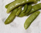 簡単スナップエンドウとツナのオイマヨあえ作り方5写真