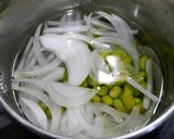 簡単！豆腐と新玉葱のお味噌汁作り方1写真