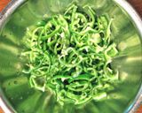 ピーマンとしらすの魚醤炒め作り方1写真