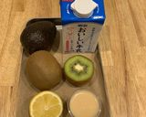 （甘糀）アボカドとキウイのスムージー作り方1写真