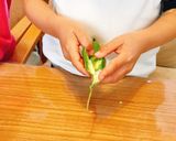 【子どもと作ろう♪】空豆の皮むき作り方1写真