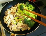 タイ人の母の家庭料理 タイ風野菜炒め作り方4写真