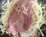 鶏もも肉とたまねぎの蒸し煮作り方4写真