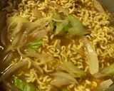 簡単☆サリ麺でカレールーラーメン作り方6写真