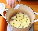春キャベツと新じゃがいものポテトサラダ作り方1写真