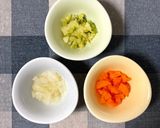 離乳食後期★鮭と野菜のクリーム煮作り方1写真