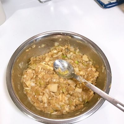 鶏胸肉でジューシー肉まん！ by oVxVoあやか 【クックパッド】 簡単