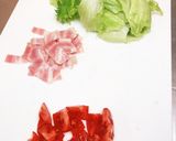 野菜ゴロゴロ♬ BLTみそ汁作り方1写真