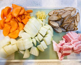 さつまいもでほっこり美味しい我が家の豚汁作り方1写真
