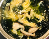簡単・ワカメと椎茸の春雨スープ・中華風作り方5写真
