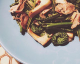こごみと豚肉と椎茸を炒めた美味しいやつ。作り方5写真