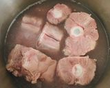 牛テールとじゃが芋のスープ作り方1写真